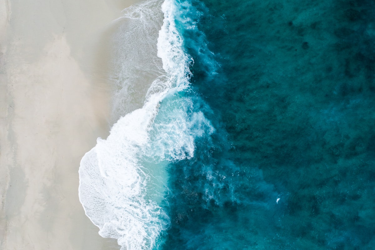 Clifftop coastline at Uluwatu